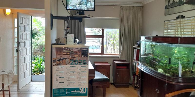 3 Bedroom Property for Sale in Bergvliet Western Cape